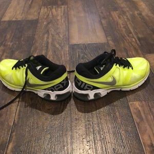 📣DEAL!!!Nike air max! Make an offer! gently worn!